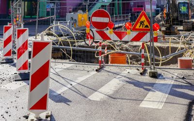 Pourquoi utiliser une barrière de chantier temporaire : 3 raisons essentielles
